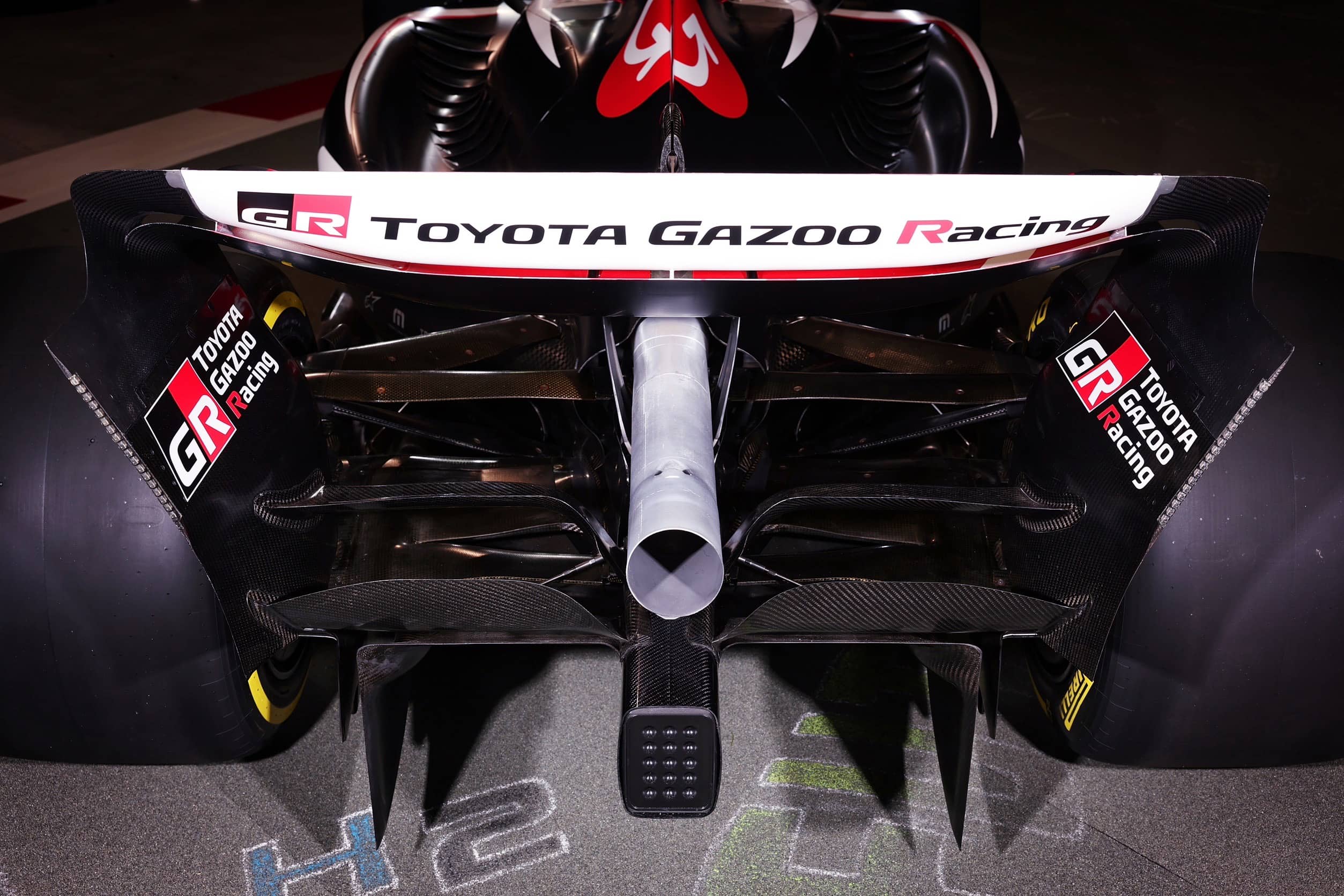 Les logos Toyota Gazoo Racing sur la Haas - ©️ Haas