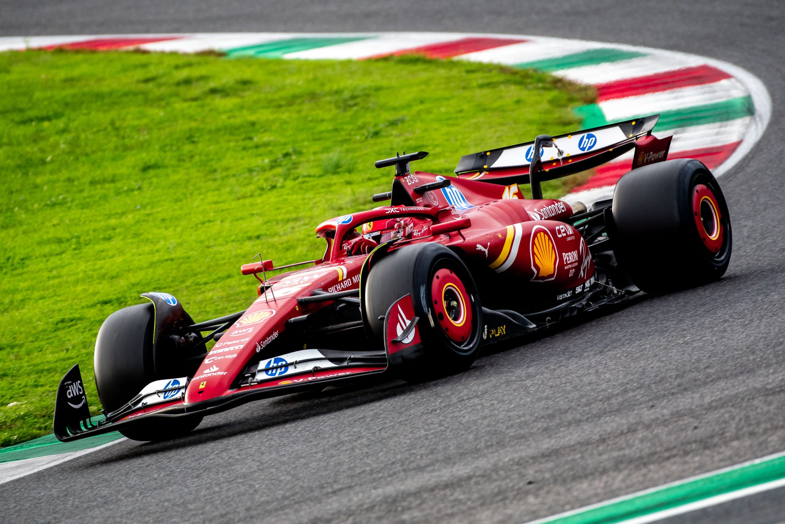 Test Pirelli 2024 au Mugello, Leclerc (Ferrari) - ©️ Pirelli