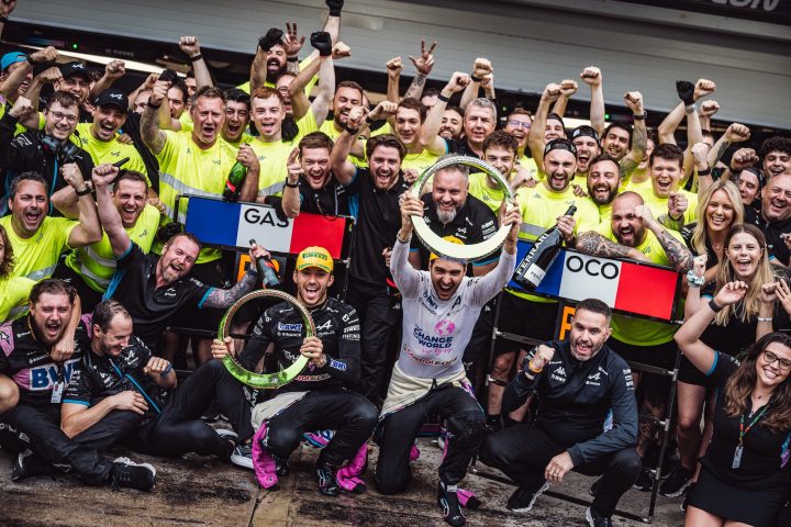 Alpine célèbre le podium d'Esteban Ocon et de Pierre Gasly au Grand Prix du Brésil 2024 - ©️ Alpine