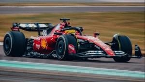 Eddie Jordan reconnait finalement que Ferrari “a pris la bonne décision” en recrutant Hamilton