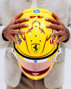 Casque de Lewis Hamilton chez Ferrari - Lewis Hamilton sur Instagram