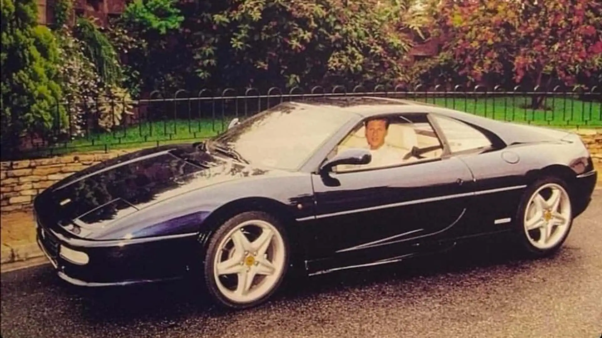 Ferrari F355 GTS de Michael Schumacher - RM Sotheby's