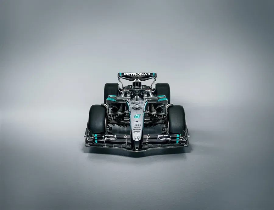 Mercedes W16