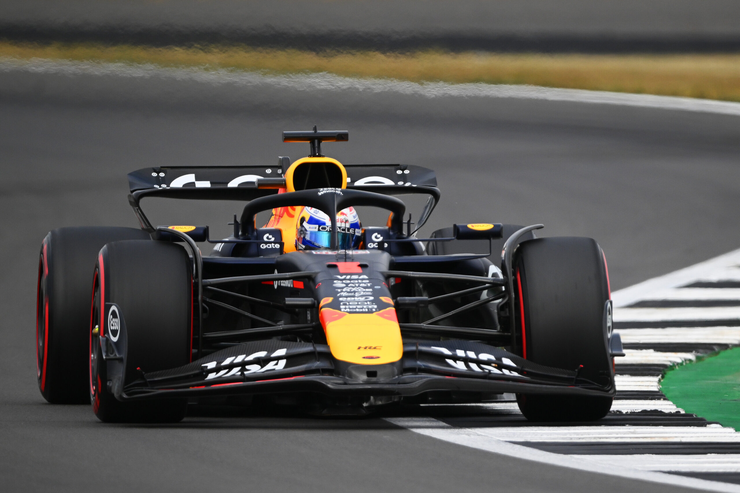 Après sa pole, Max Verstappen révèle que sa voiture est réglée pour la course 