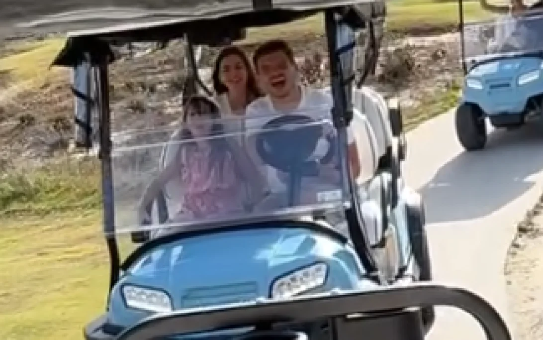Max Verstappen fait le buzz avec une vidéo hilarante de ses vacances