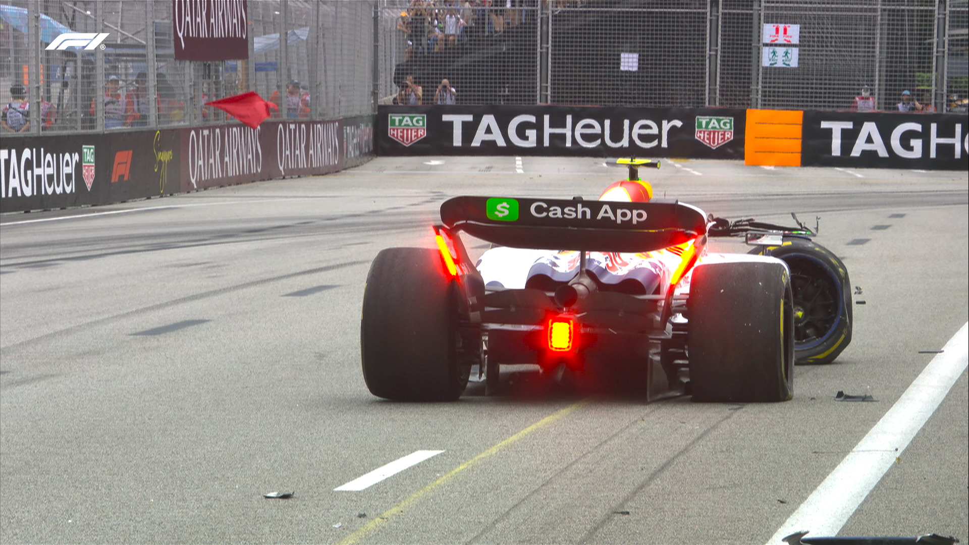 F1 – Liam Lawson encore dans le mur à Singapour