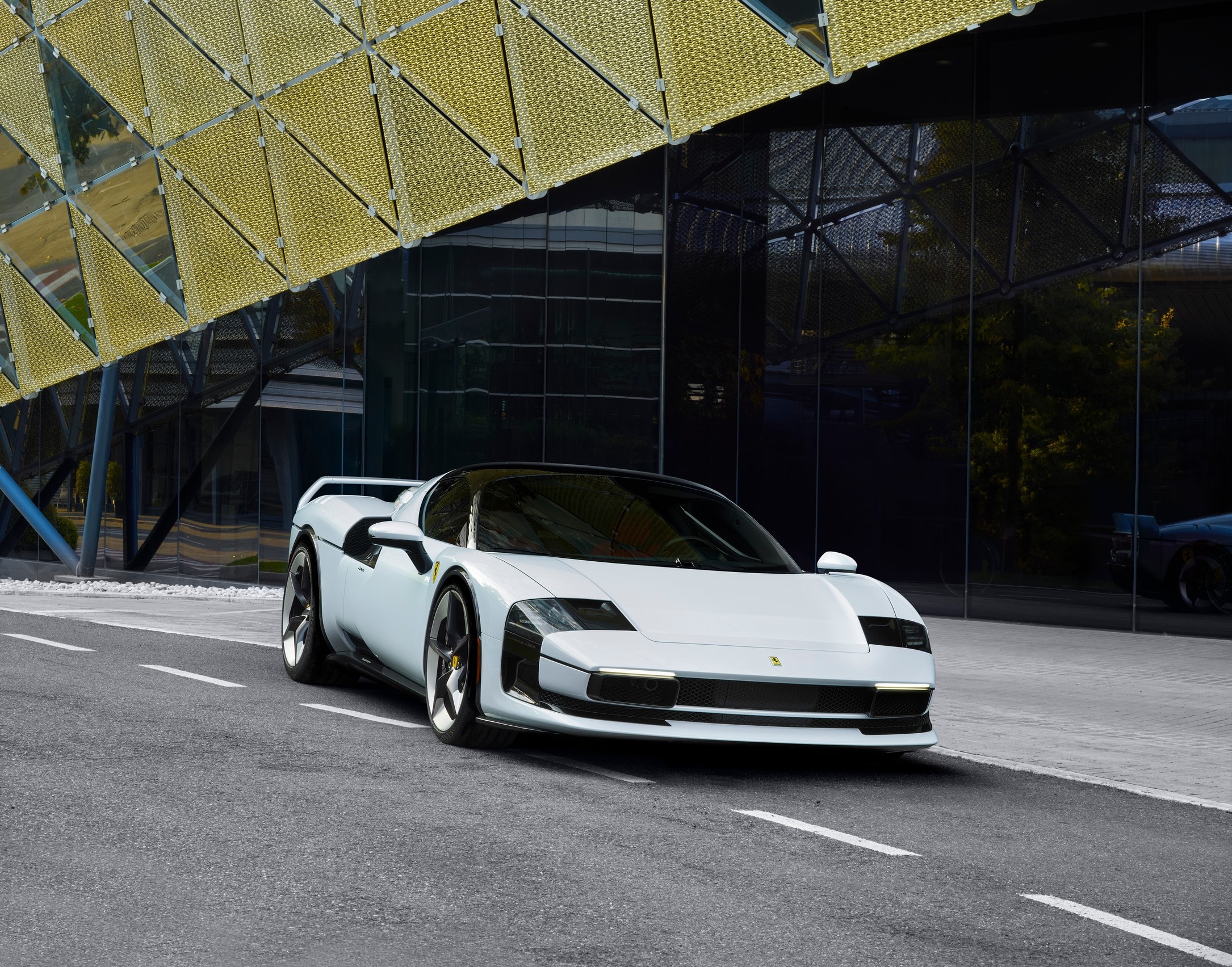 Ferrari SC40 – Un exemplaire unique au monde à l’inspiration classique